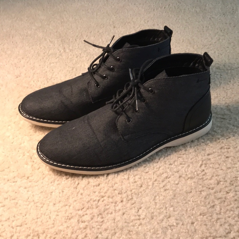 London Fog Chukka Boots